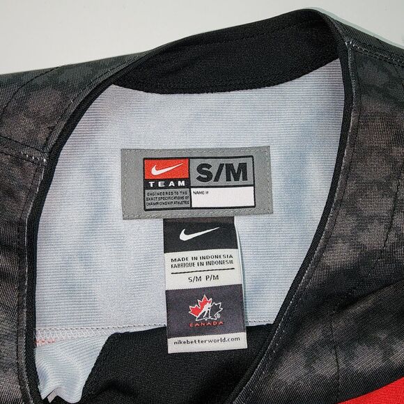 Nike 2017 World Championship Team Canada Red IIHF Hockey Jersey Size S - Picture 6 of 6